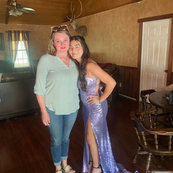 PROM DRESS - Picture 4 of 4